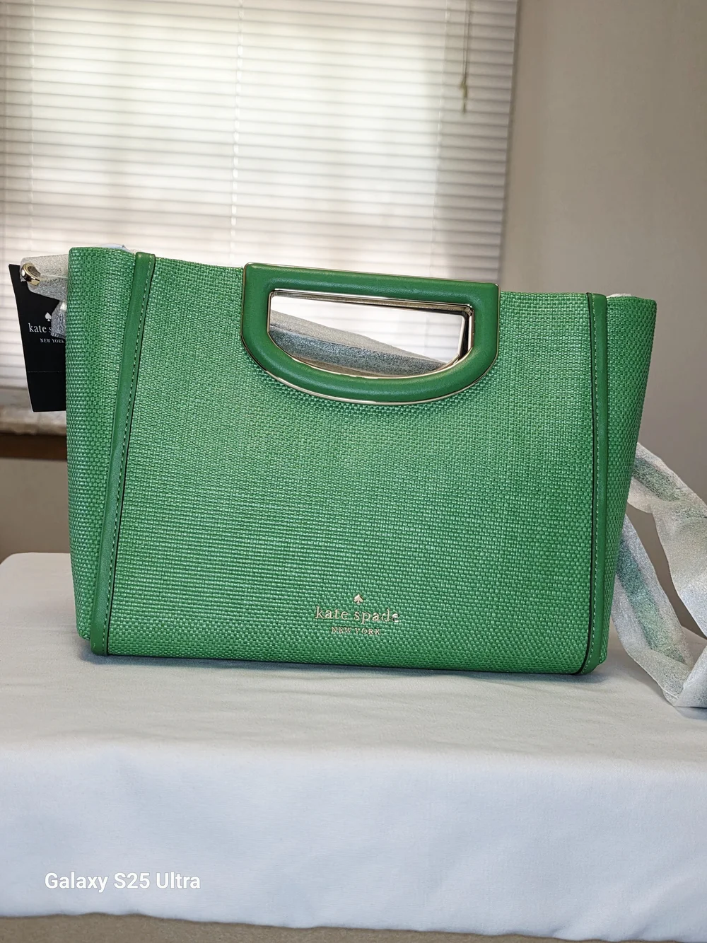 Kate Spade Alexia Straw Crossbody Clutch In Green Bean